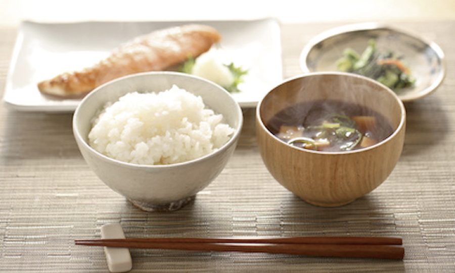 毎日あたたかい手作りの食事を提供